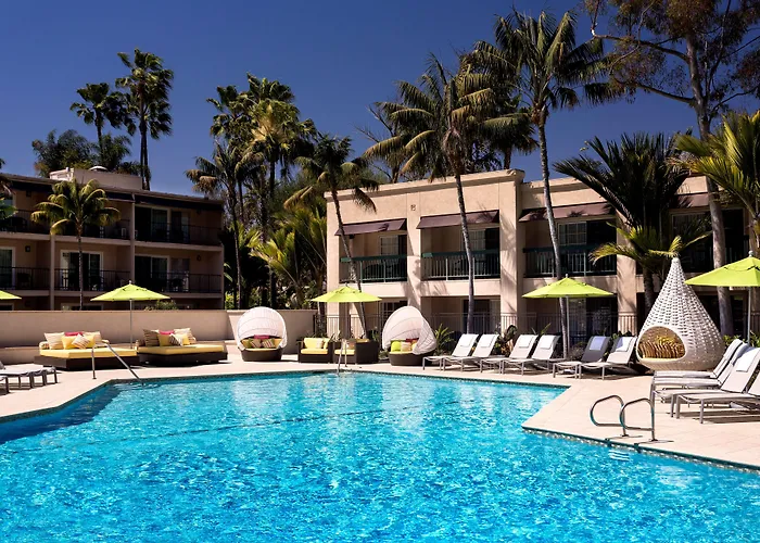 Explore the Best Hotels in Newport Beach CA for Your Ultimate Vacation
