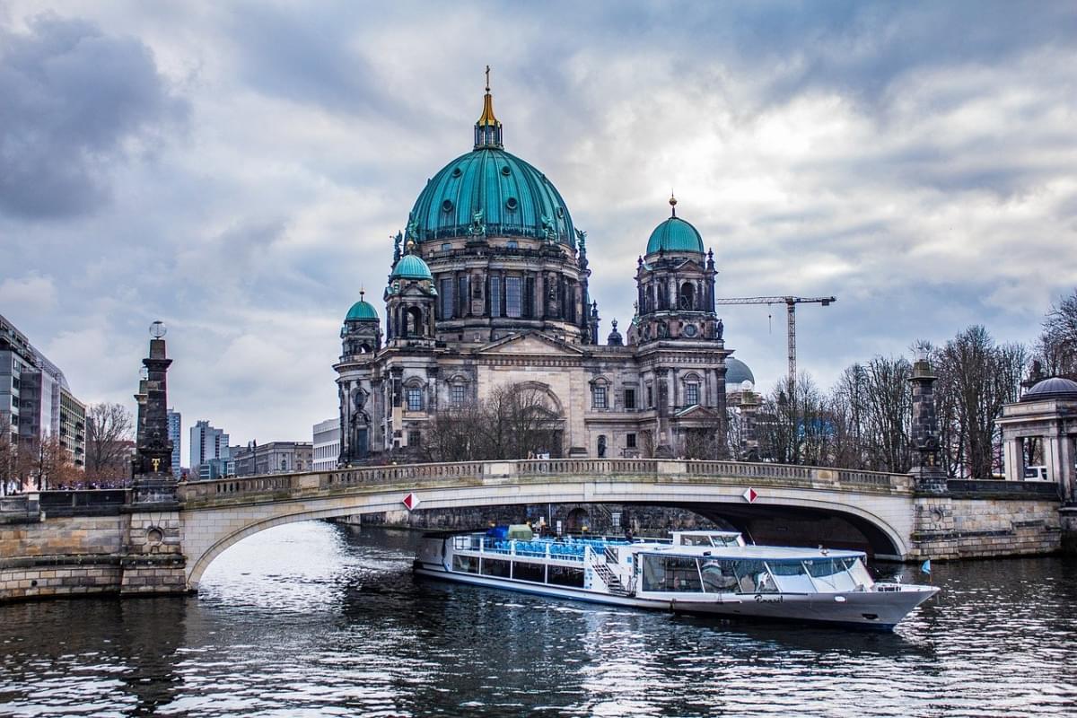 Where to sleep in Berlin: tips and the best places to stay